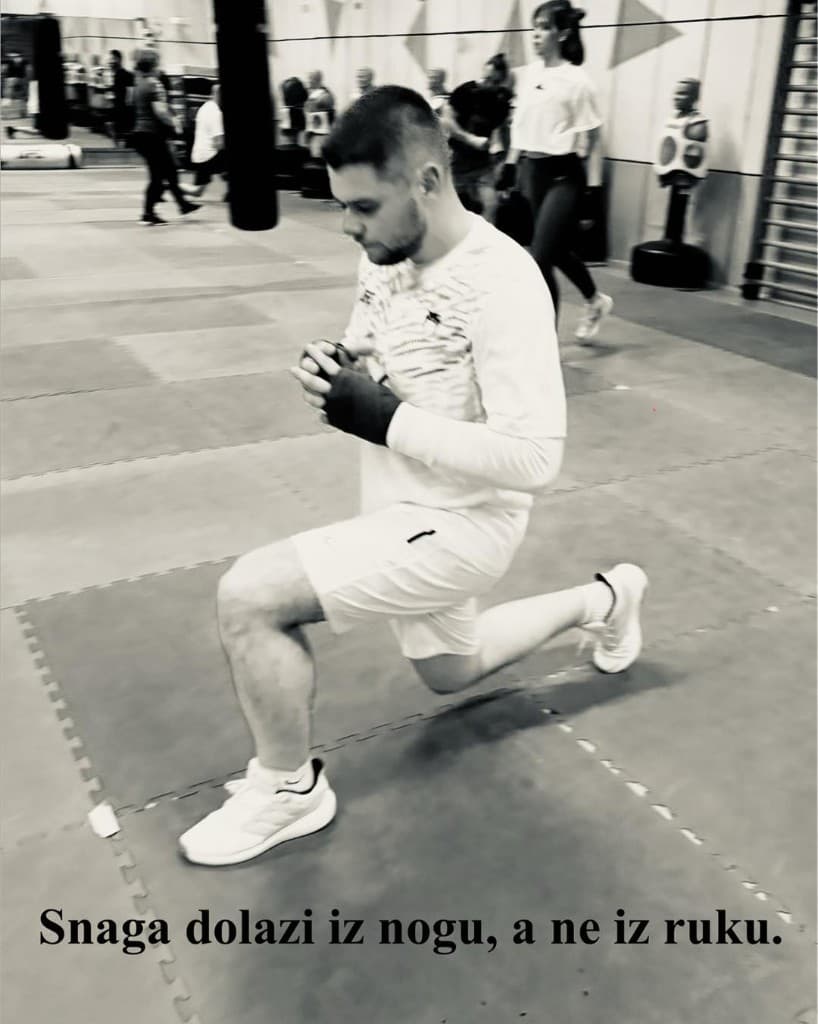 Snaga dolazi iz nogu, a ne iz ruku